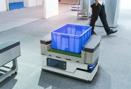 autonomous-mobile-robot-with-tote