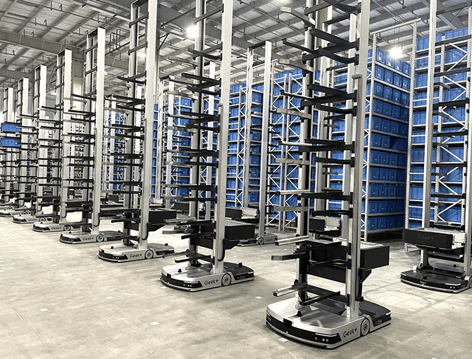 geekplus mobile robotics solution in warehouse operation